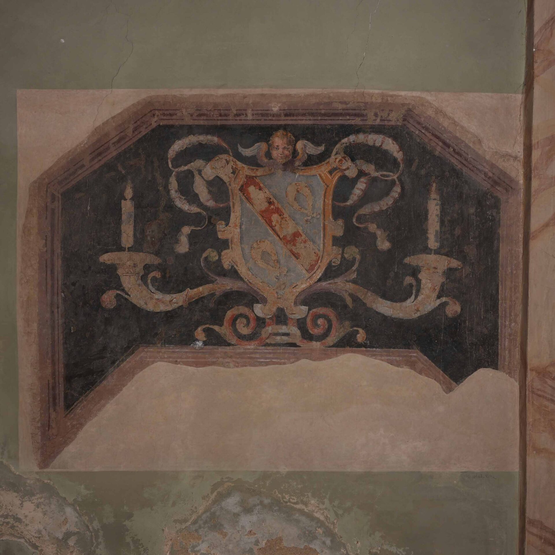 Stemma della famiglia Ciocchi di Monte con candelabri