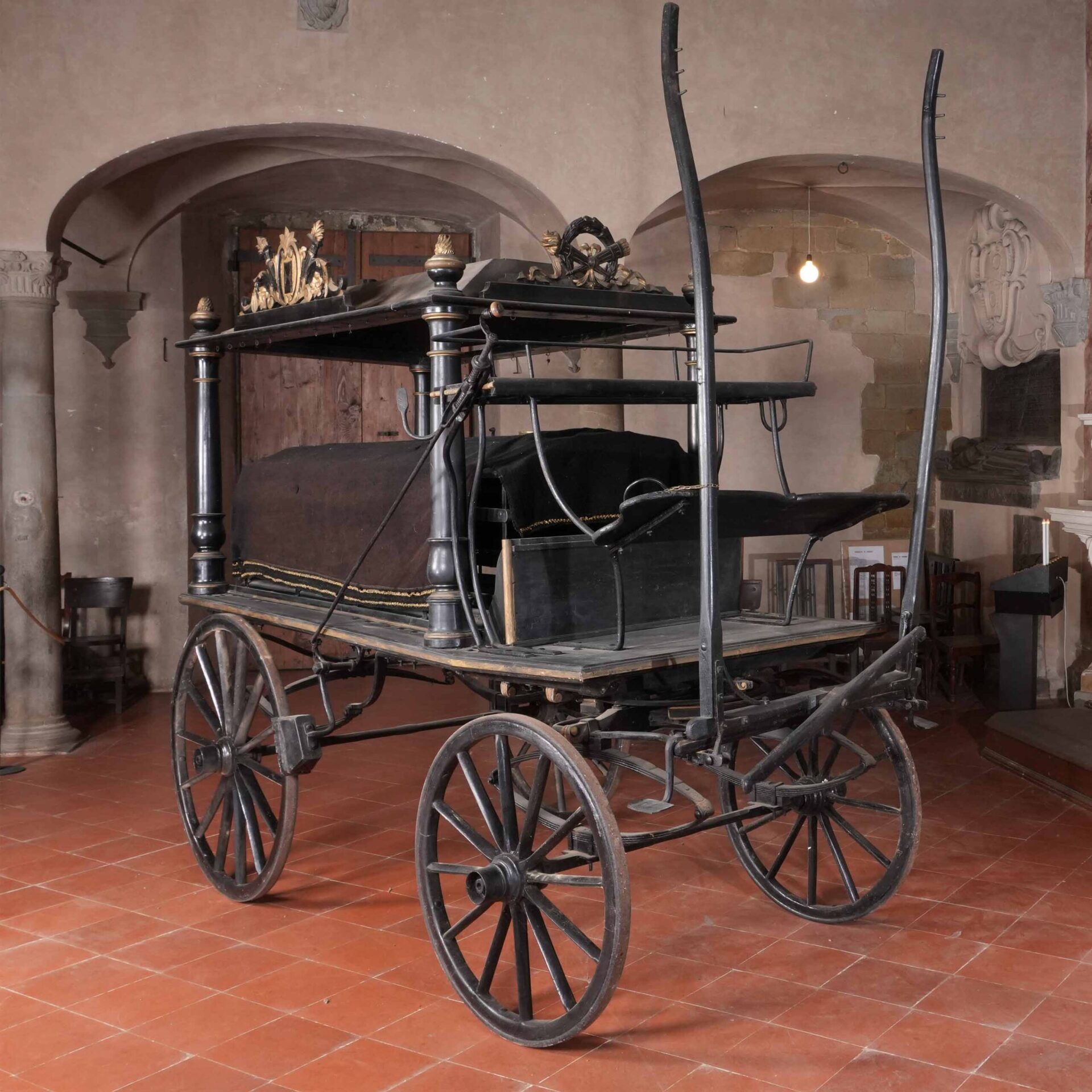 Carro funebre di seconda classe